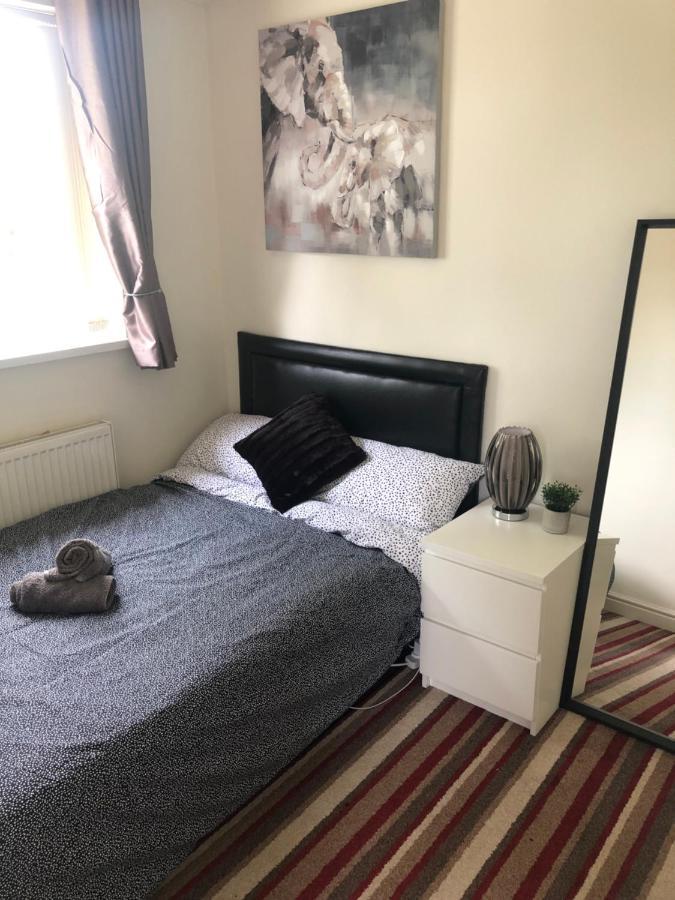 נוטינגהאם Cozy Small Double Room In Quiet Cul-De-Sac מראה חיצוני תמונה