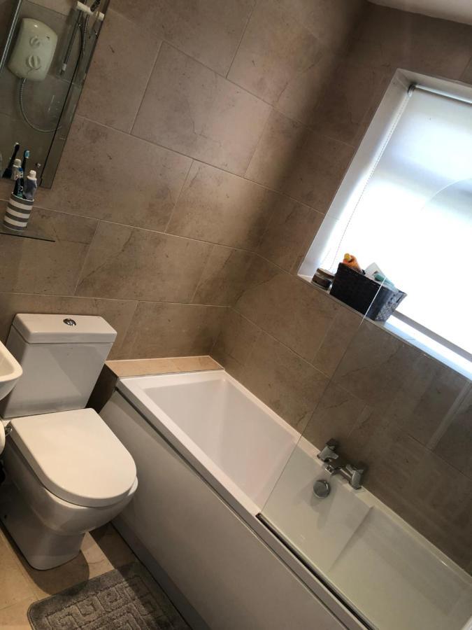 נוטינגהאם Cozy Small Double Room In Quiet Cul-De-Sac מראה חיצוני תמונה